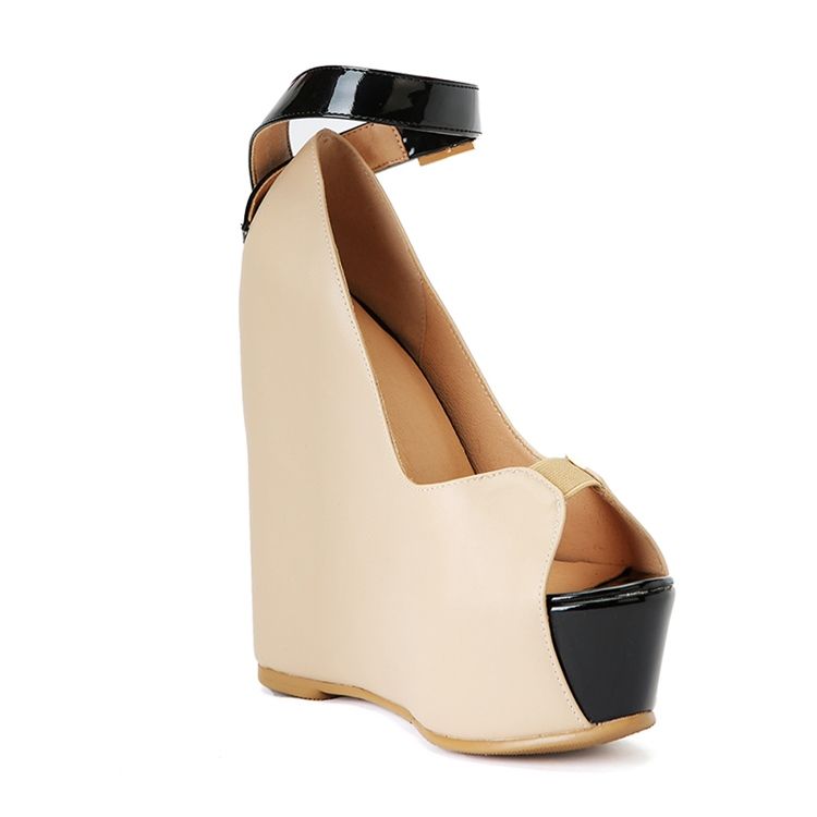 Peep Toe Line-style Buckle Wedge Heel Dam Sandaler