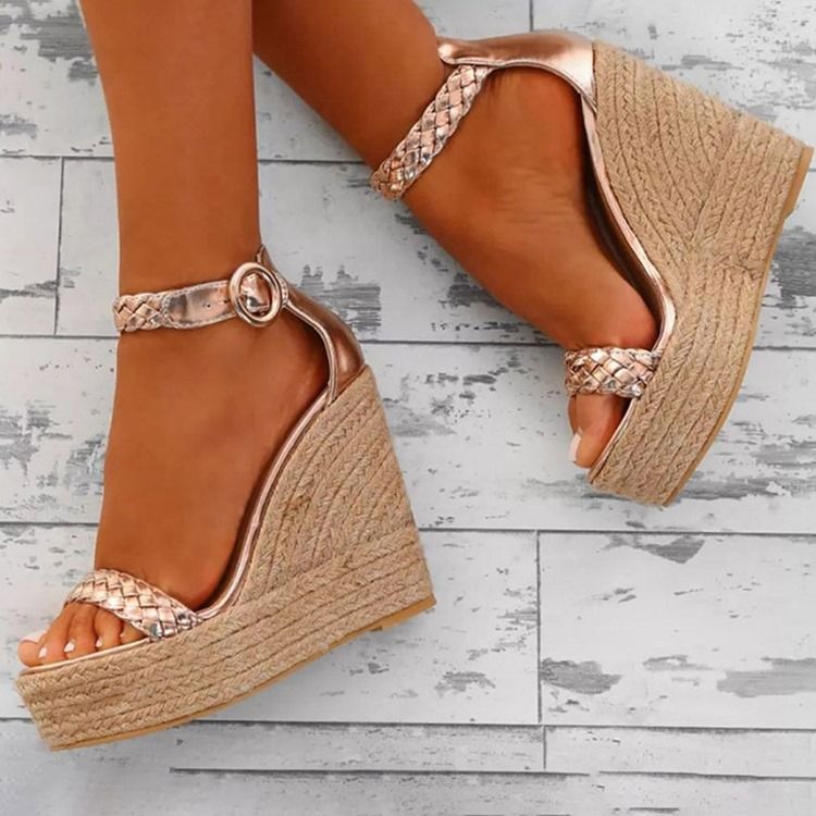 Plain Heel Covering Wedge Heel Dam Sandaler