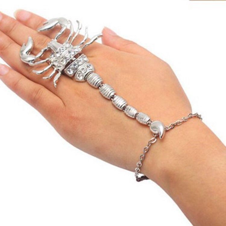 Scorpion Diamante Charm Armband