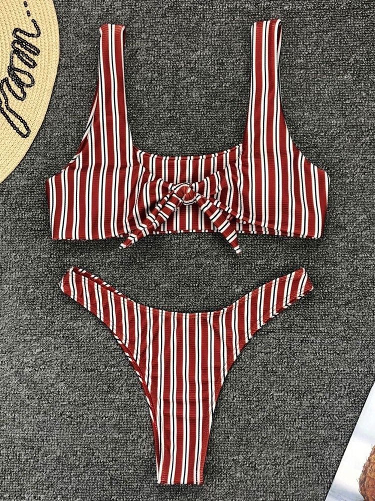 Stripe Bikiniset Med Strumpbyxor För Stränder Och Stretchig Baddräkt