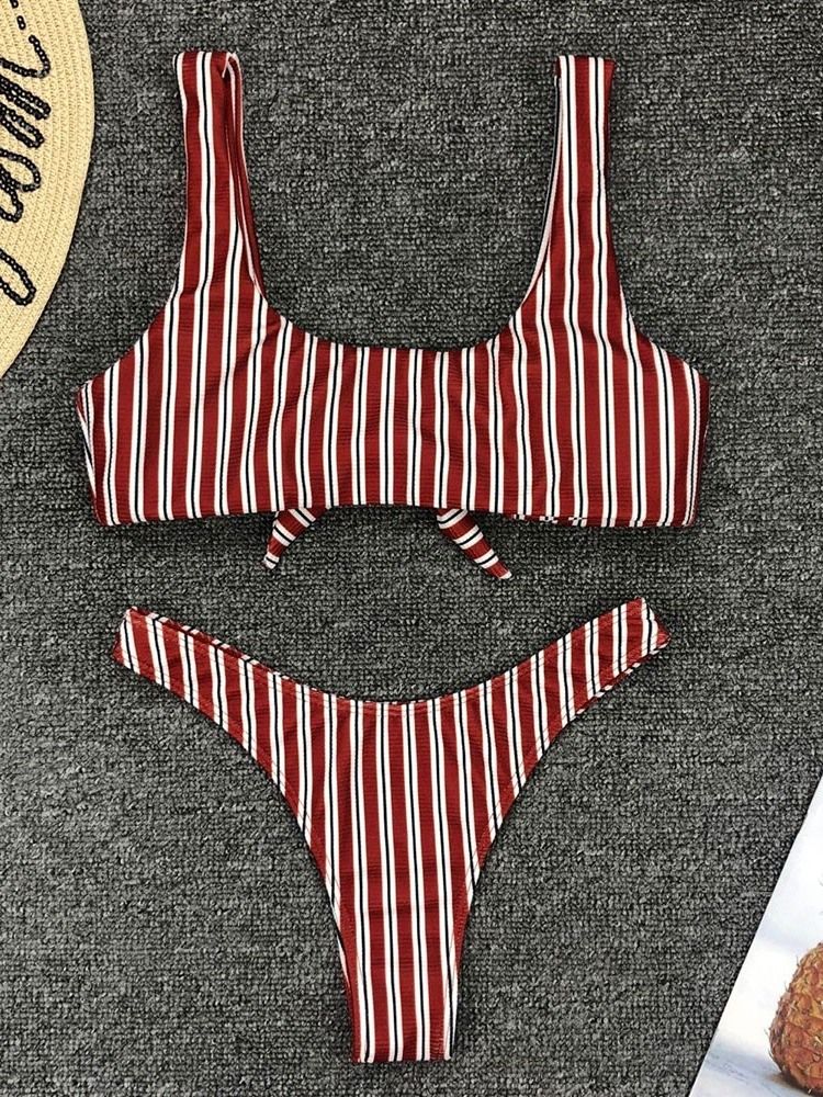 Stripe Bikiniset Med Strumpbyxor För Stränder Och Stretchig Baddräkt