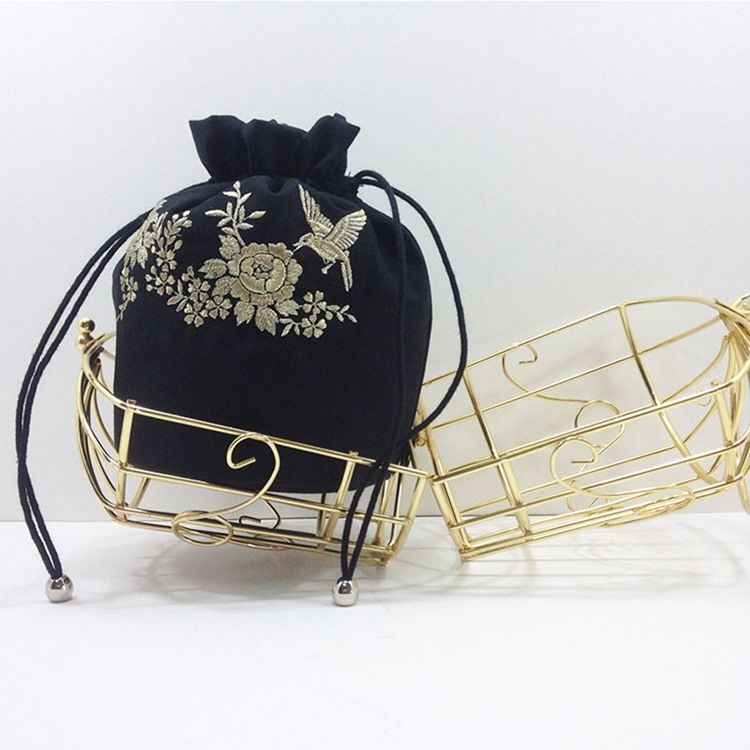 Vogue Metal Cage Embroidery Crossbody Bag