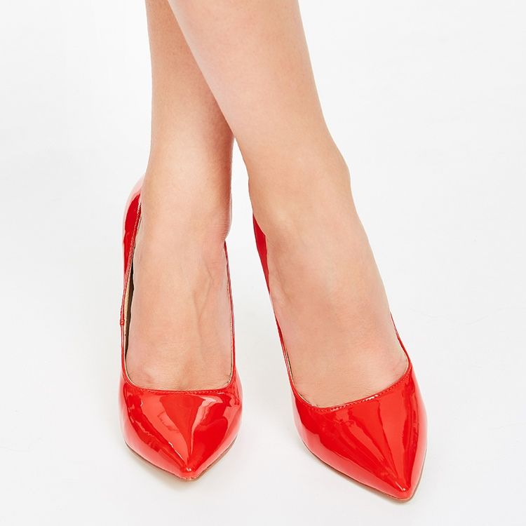 Kvinnors Sexiga Red Point Toe Ultra High Pumps