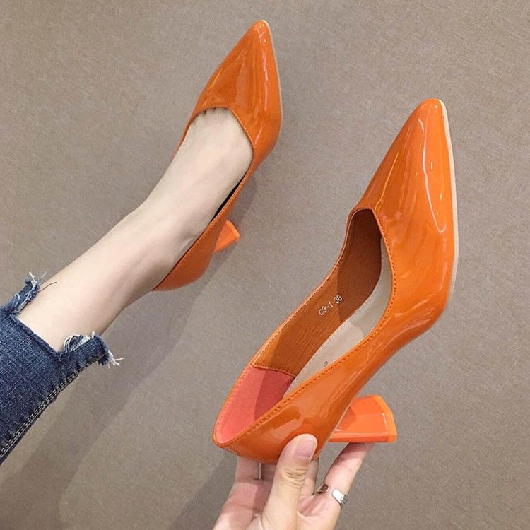 Plain Chunky Heel Slip-on Pointed Toe Dam Pumps