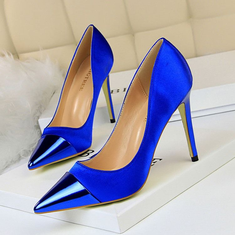 Plain Pointed Toe Stiletto Heel Slip-on Dam Pumps