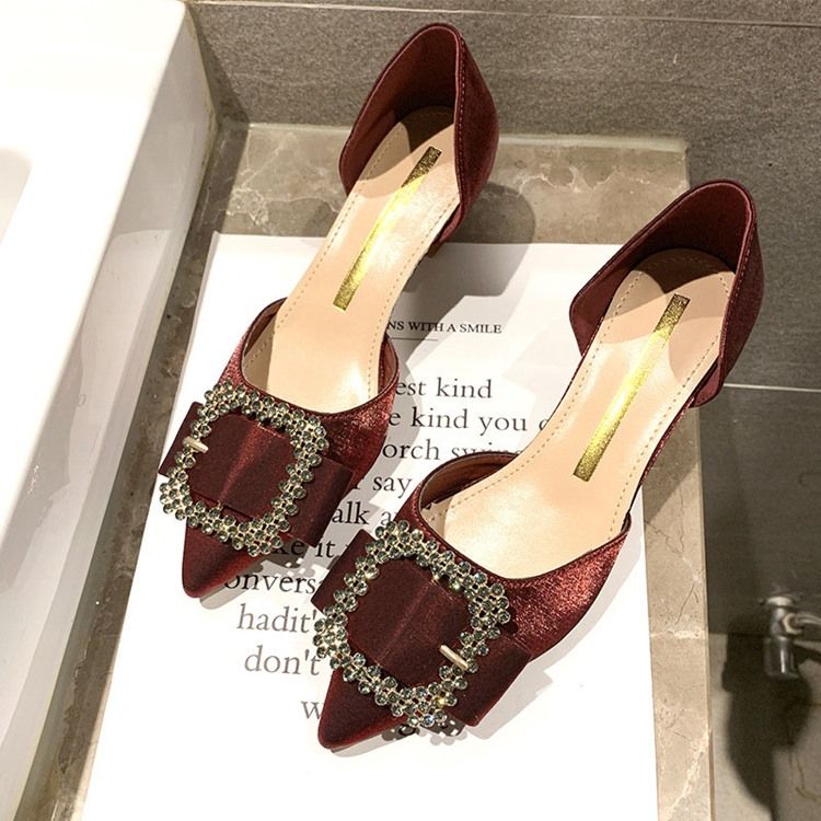 Rhinestone Pointed Toe Kitten Heel Dam Pumps