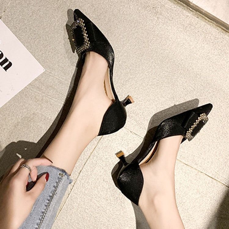 Rhinestone Pointed Toe Kitten Heel Dam Pumps