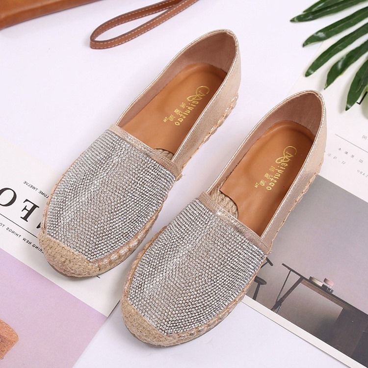 Rhinestone Block Heel Slip-on Round Toe Damskor