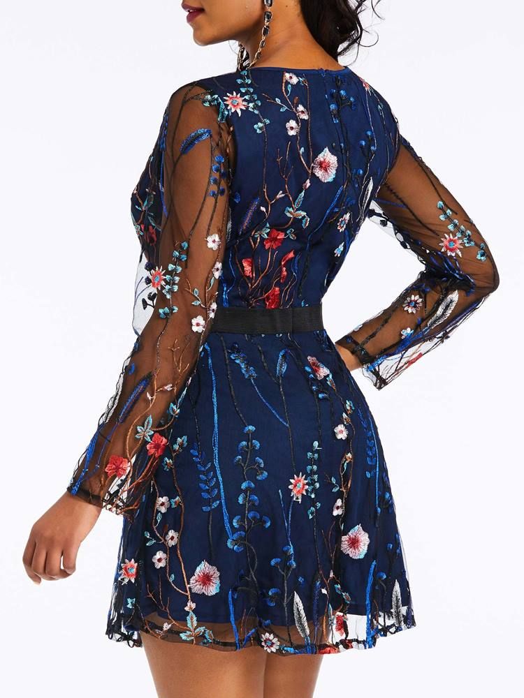 Kvinnors Broderi Över Knäet Floral Date Night Dress