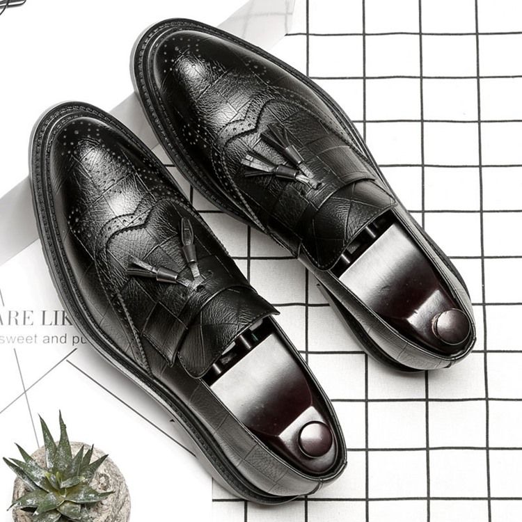 Plain Pointed Toe Low-cut Upper Slip-on Oxfords För Män