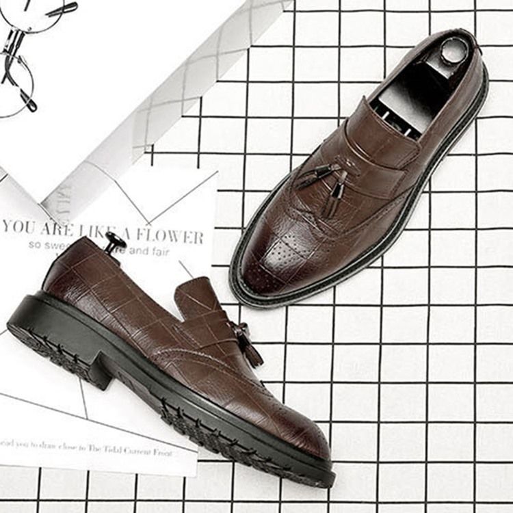 Plain Pointed Toe Low-cut Upper Slip-on Oxfords För Män