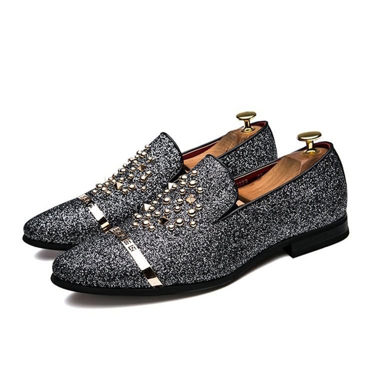 Sequin Rivet Pointed Toe Slip-on Herrskor