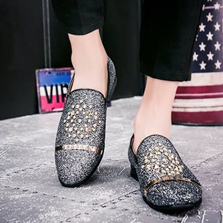 Sequin Rivet Pointed Toe Slip-on Herrskor