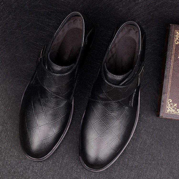 Low-cut Upper Plain Round Toe Herrskor