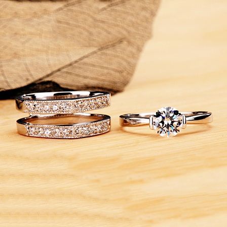 Utsökta Åtta Hjärtan Åtta Pilar Nscd Diamond Engagement Wedding Ring Set