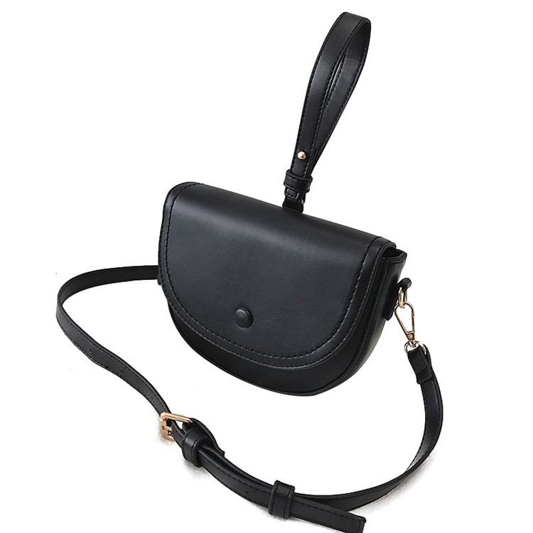 Plain Pu Saddle Soft Crossbody Väskor