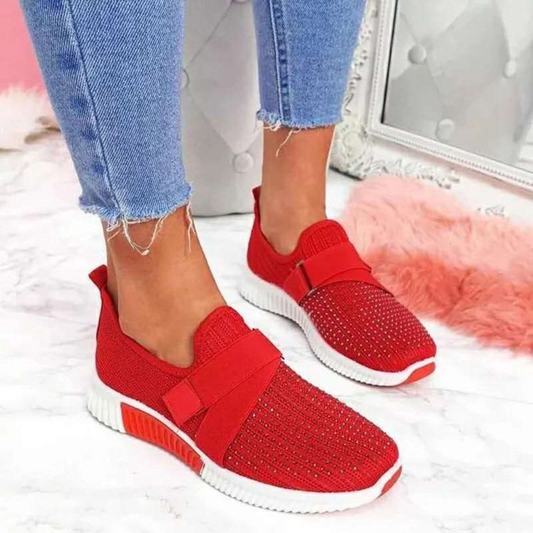 Dam Slip-on Rhinestone Round Toe Casual Sneakers