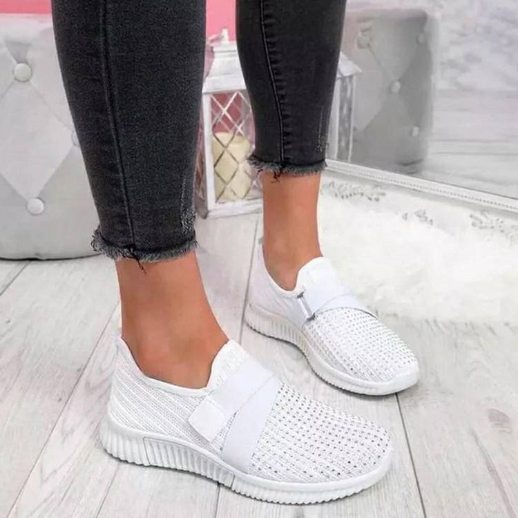 Dam Slip-on Rhinestone Round Toe Casual Sneakers